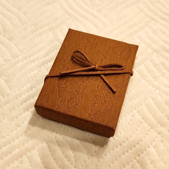 AUTHENTIC LOUIS VUITTON Vintage Lock and Key on a Gold Plated Chain Neck… - Picture 3 of 6